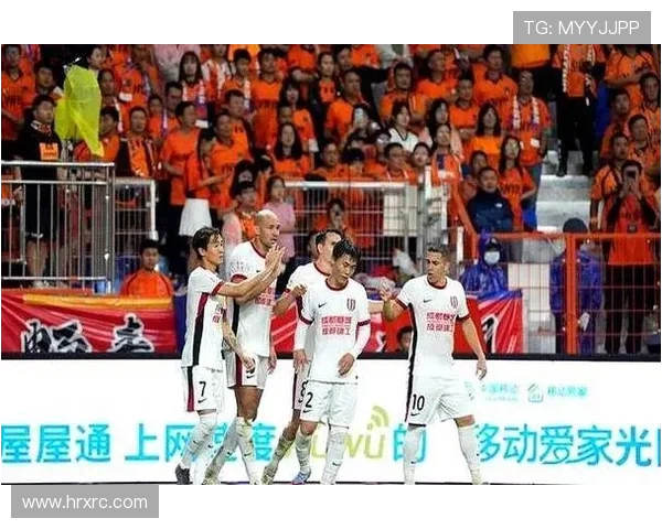 上海海港迎战成都蓉城强强对话揭幕中超焦点巅峰对决 上海海港迎战成都蓉城强强对话揭幕中超焦点巅峰对决
