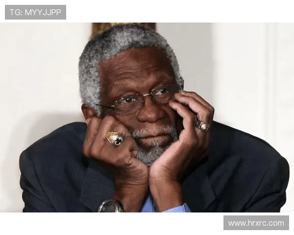 比尔拉塞尔的传奇人生与他对篮球精神的永恒影响