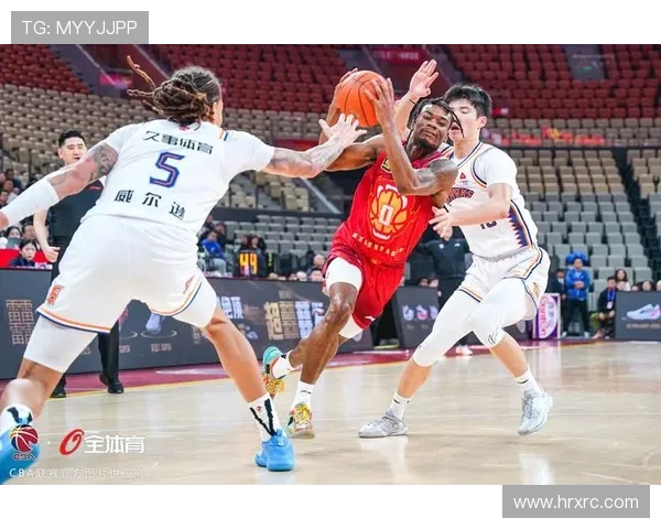 上海久事主场激战深圳马可波罗双方鏖战全场展现巅峰对决 上海久事主场激战深圳马可波罗双方鏖战全场展现巅峰对决