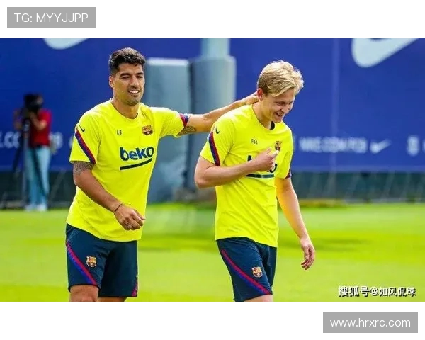 弗伦基德容中场统治力全面解析巴萨战术核心的智慧与节奏 弗伦基德容中场统治力全面解析巴萨战术核心的智慧与节奏