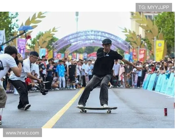 武汉滑板队与广州滑板队赛后复盘总结比赛经验与教训分享