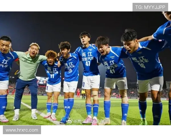 重庆足球队在洲际杯中的灵活性表现引发热议与期待